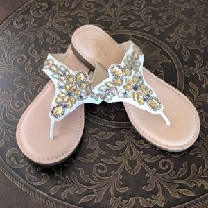 Brighton Tan and White Sandals with Intricate Design NWOB